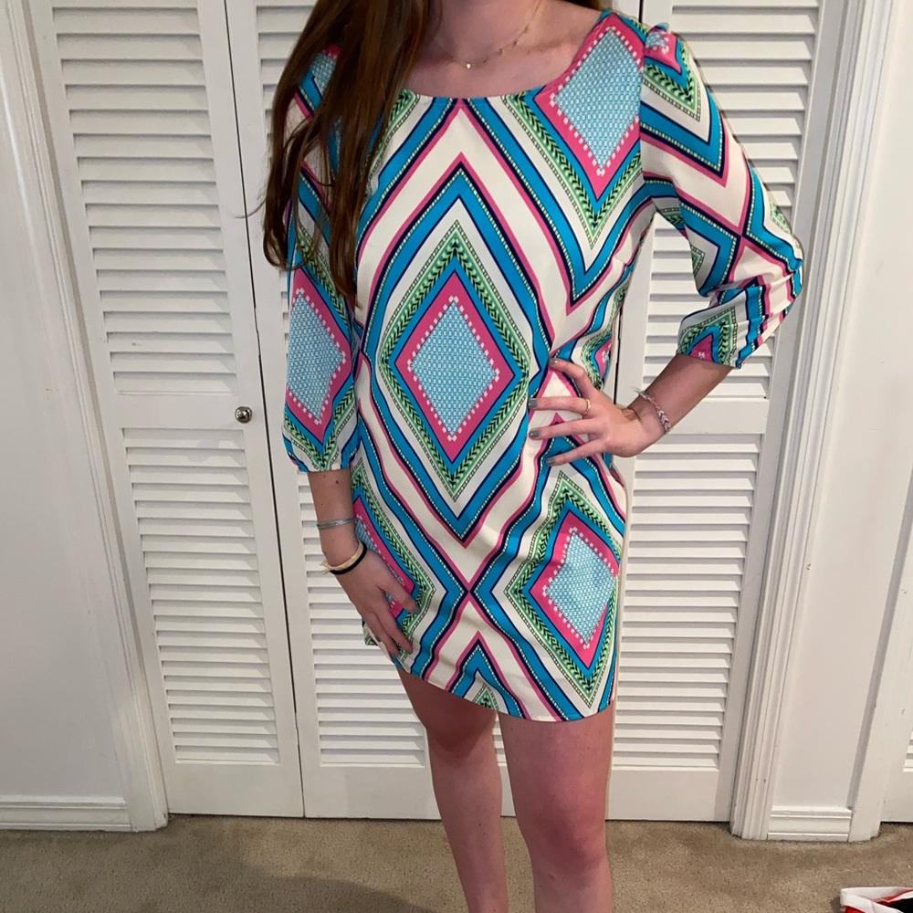 Diamond print shift dress